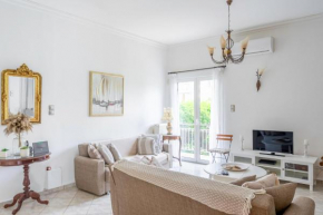Spacious 2 bedroom apartment at Glifada